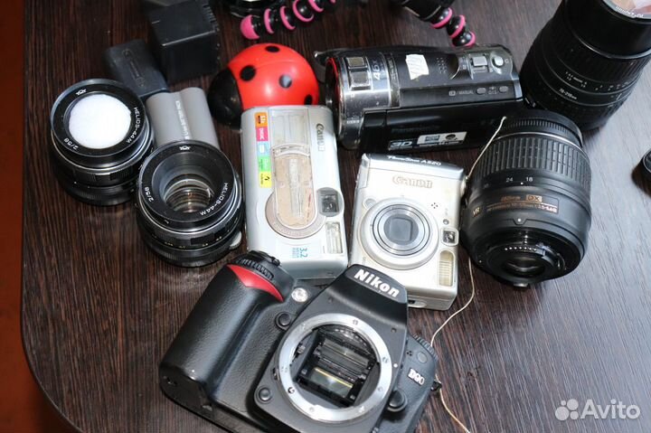 Фотоаппараты обьективы и др