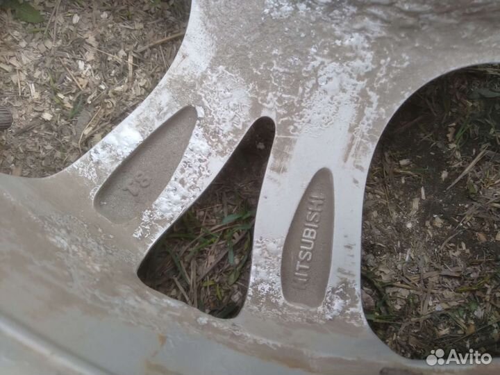 Колесо Митсубиси паджеро спорт