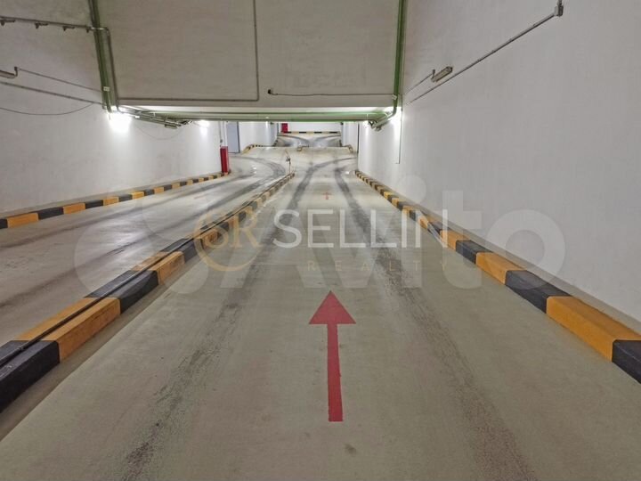 Машиноместо, 14 м²