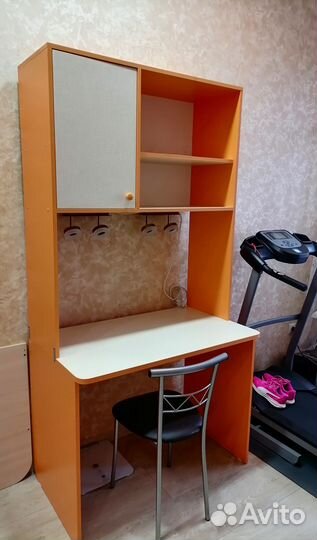 Письменный стол для школьника