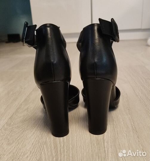 Туфли женские новые 37 размер