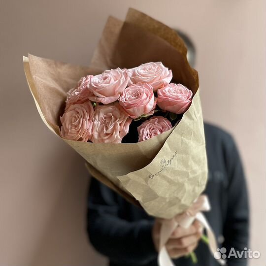 Букет цветов «Флирт» (Роза кустовая пионовидная)