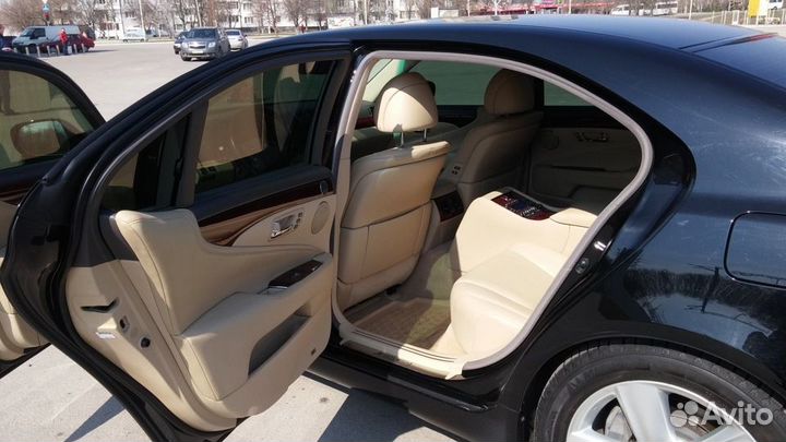Стекло двери Lexus LS460 LS600