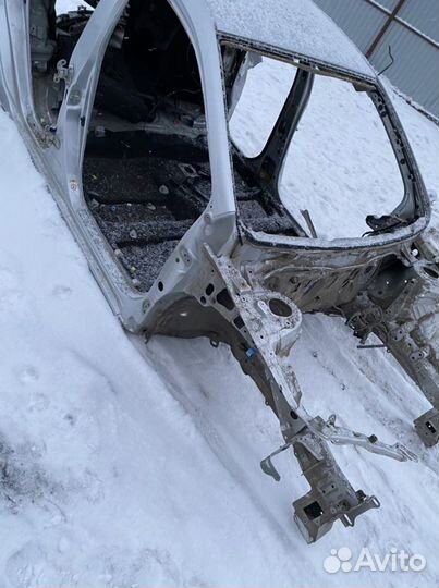 Четверть правая лонжерон Toyota Corolla 150