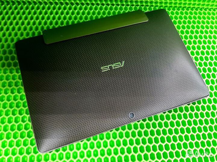 Планшетный компьютер Asus EeePad Transformer TF101