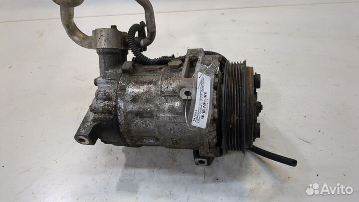Компрессор кондиционера Opel Vectra C
