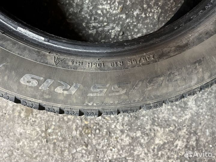 Pirelli Ice Zero 235/55 R19