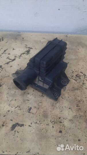 Резонатор воздушного фильтра mazda cx-7