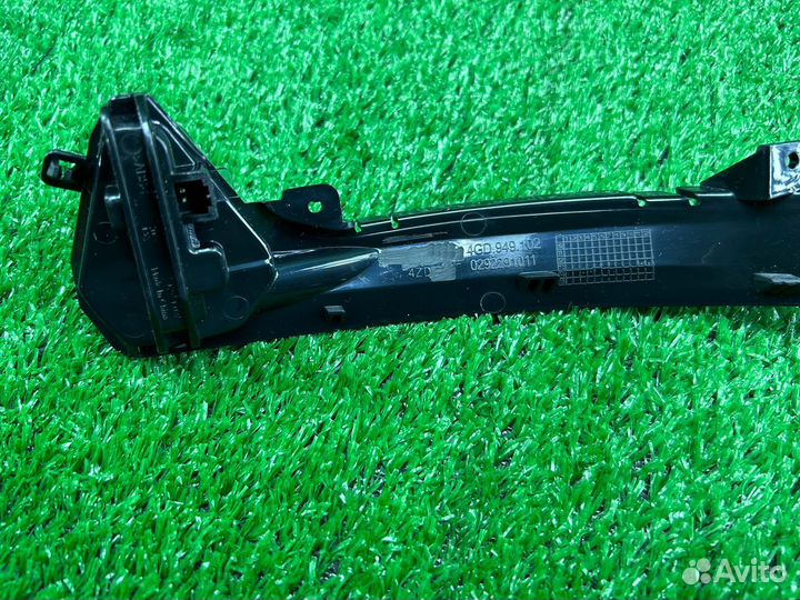 Повторитель в зеркало правый Audi A6 C7 4G5949102A