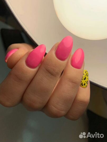 Маникюр и педикюр бесплатно