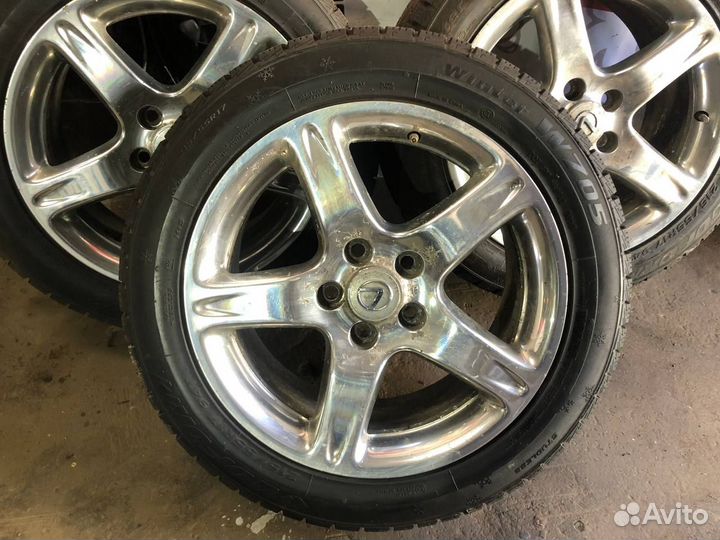 R17 Goform W705 215/55, PCD 5x114.3 DIA 60