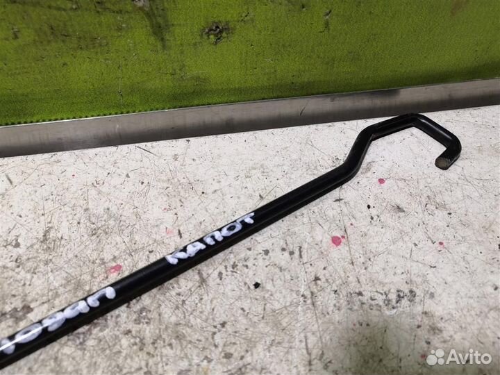 Держатель капота Рено Логан