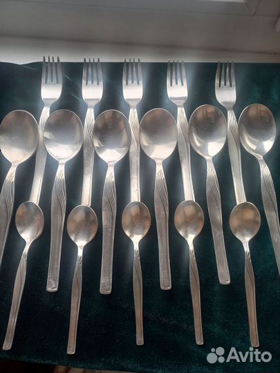 Набор мельхировых столовых приборов