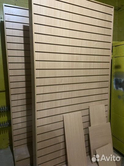 Торговые витрины, стеллажи