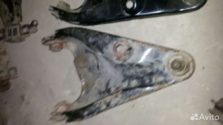 Рено логан, симбол рычаг подвески