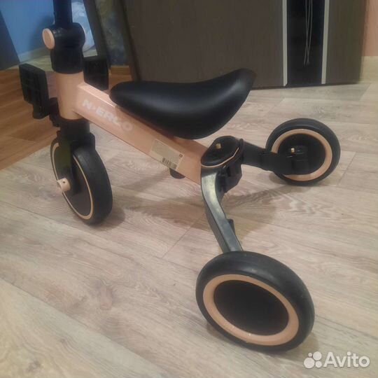 Детский трехколесный велосипед