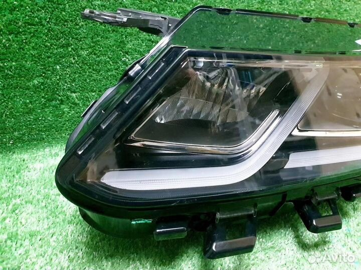 Фара левая Geely Coolray