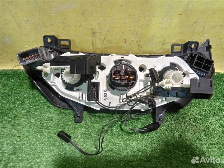 Блок управления климатической установкой Chevrole