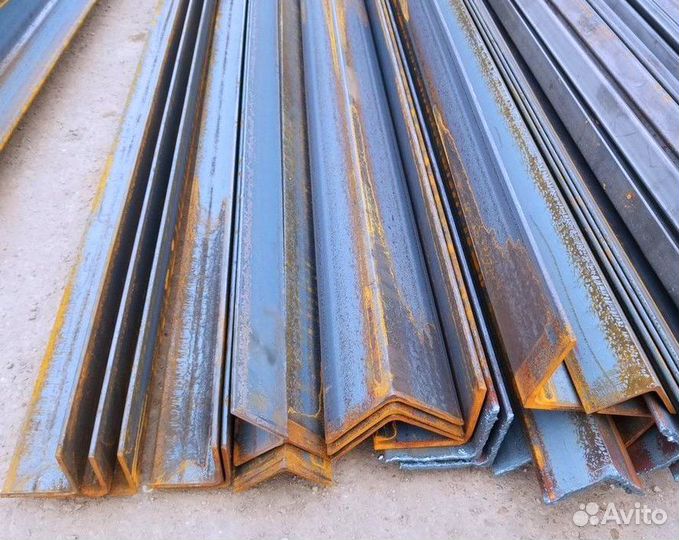 Уголок стальной