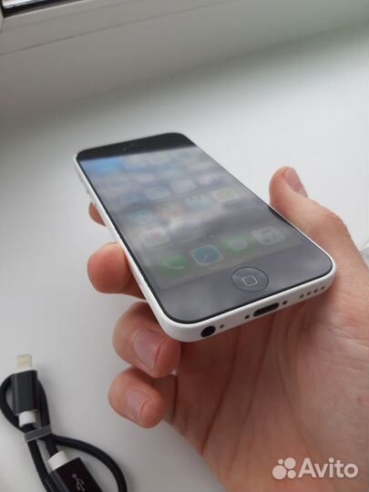 iPhone 5C, 8 ГБ