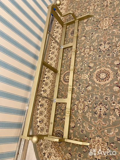 Вешалка в прихожую