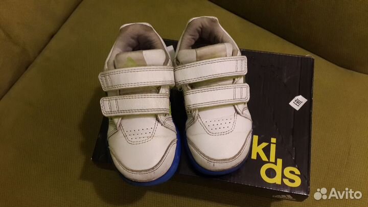 Кроссовки Adidas, 23 размер