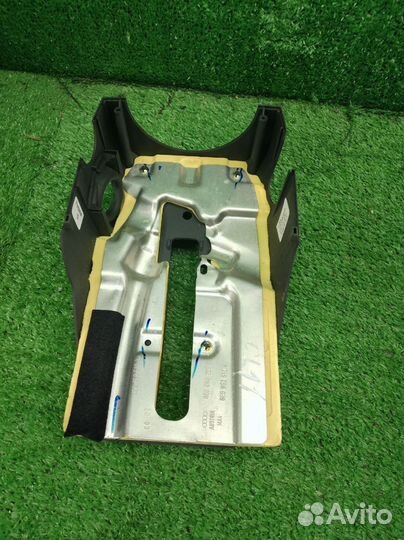 Кожух рулевой колонки под кк Audi A4 B6 3898