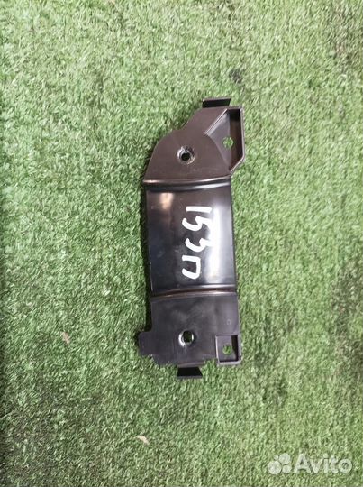 Кронштейн (сопут. товар) Audi Q7 2005