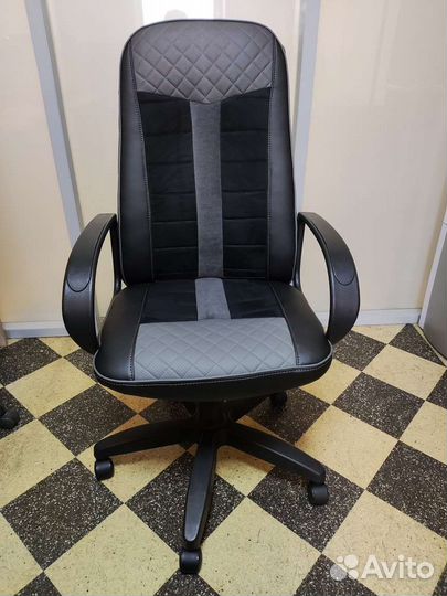Компьютерное кресло