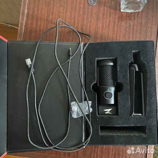 Микрофон ZET gaming Koradji черный (б/у)