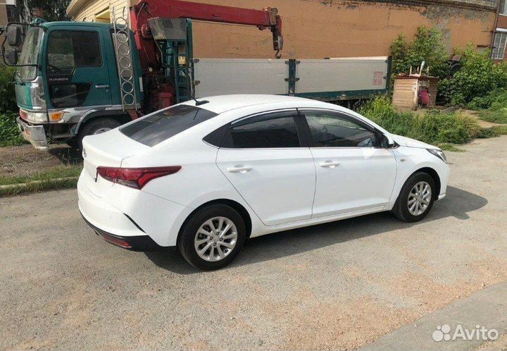 Hyundai Solaris 1.6 AT, 2021, 32 000 км