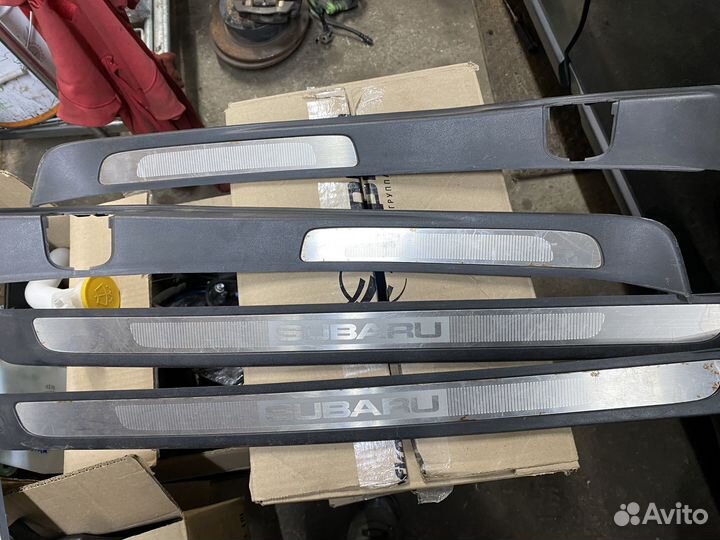 Накладки порогов Subaru Legacy Outback B13 BL BP