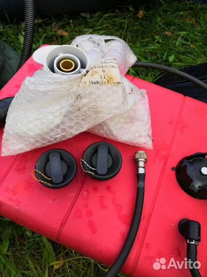 Лодка с мотором