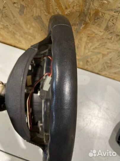 Руль Renault Megane седан K4M 2006