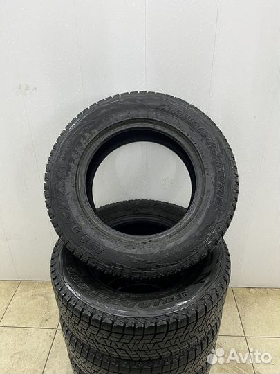 Bridgestone Blizzak DM-V1 205/70 R15