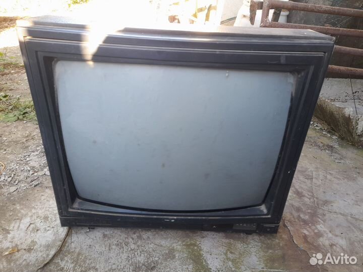 Телевизор