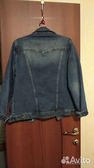 Джинсовая куртка