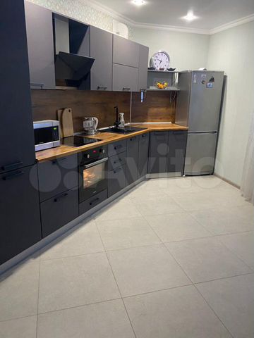 2-к. квартира, 73,5 м², 10/16 эт.