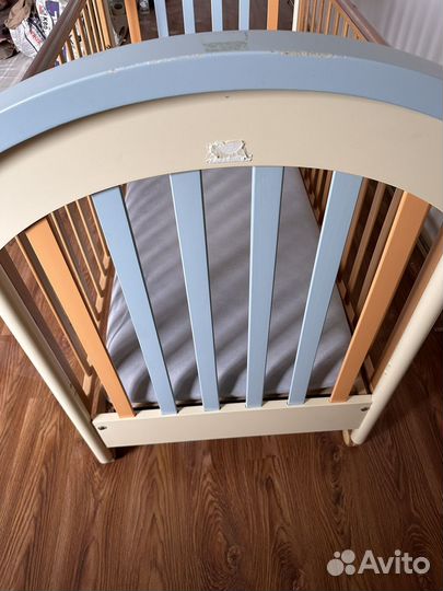 Детская кроватка