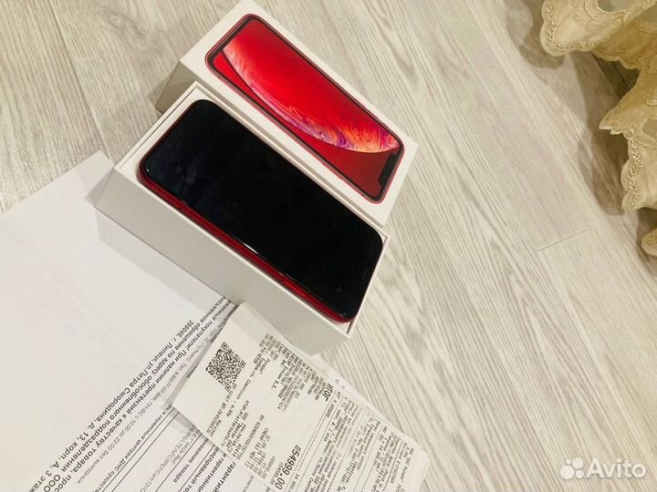 iPhone Xr, 64 ГБ