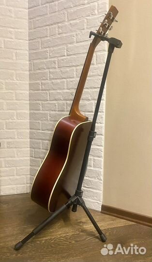 Электроакустическая гитара Norman