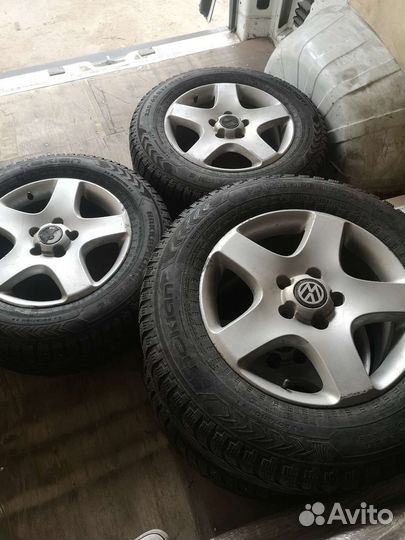 R17 Nokian Tyres Hakkapeliitta 1 235/65, PCD 5x120 DIA 70