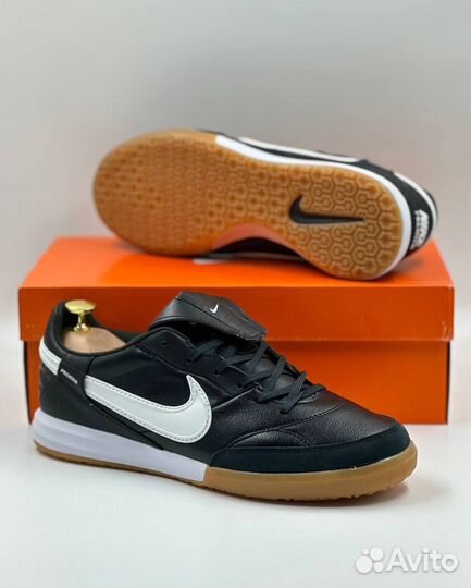 Кроссовки мужские Nike Premier 3 IC