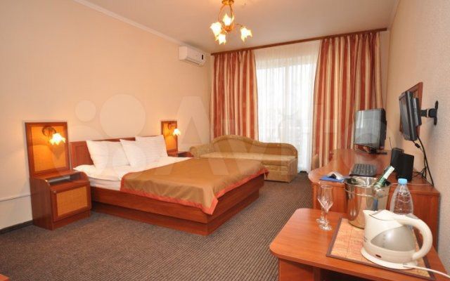 Гостиница, 256 м²