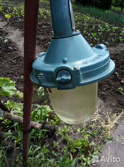 Фонарь уличный