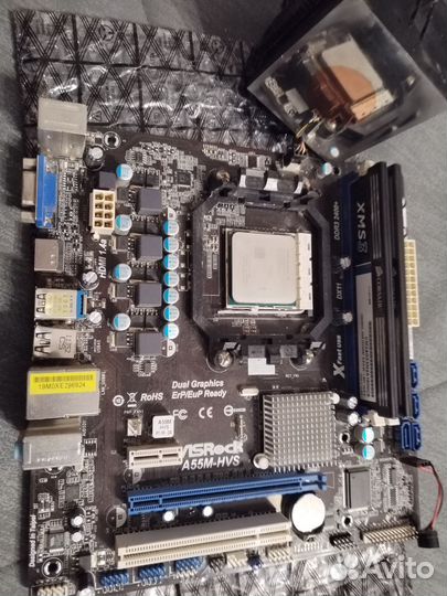 Материнская плата с процессором