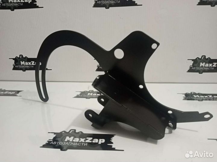 Кронштейн переноса генератора нива