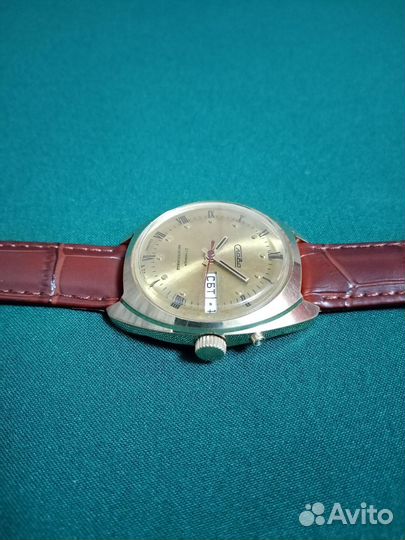 Часы слава СССР С АВТОПОДЗАВОДОМ позолоченные