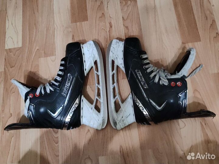 Хоккейные коньки bauer 42 размер