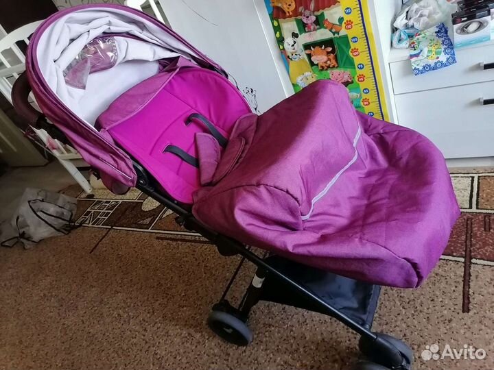 Прогулочная коляска